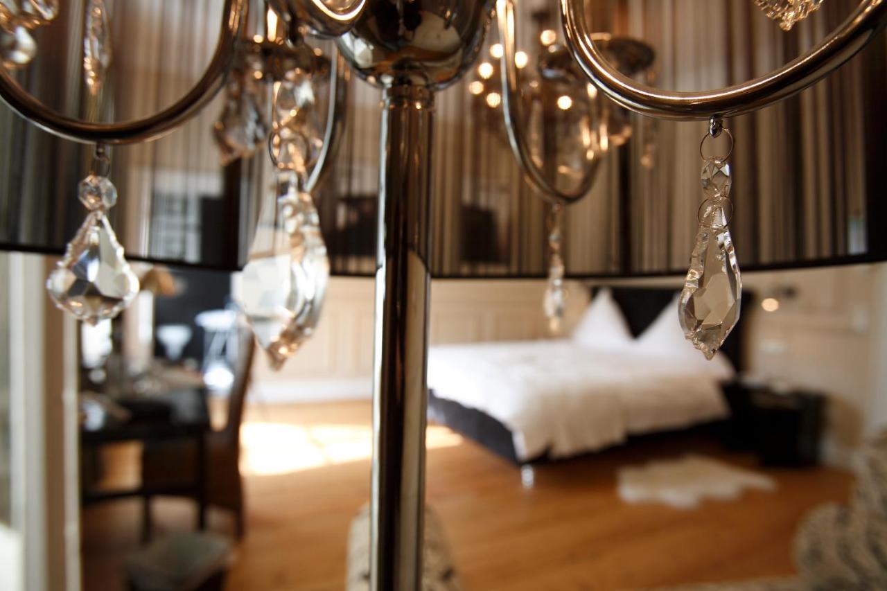 אאוריך Hotel Hochzeitshaus מראה חיצוני תמונה